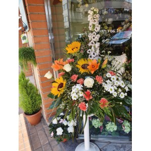 Centro de flores con girasoles